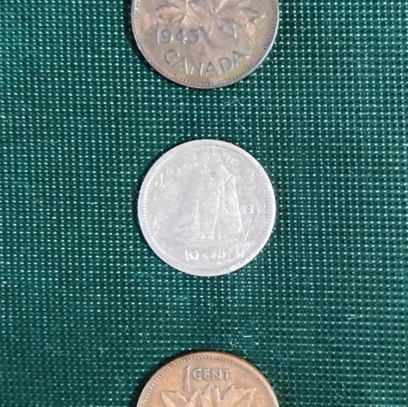 Vintage Canadian Coin Collection - 1940-1969 - Picture 5 of 9